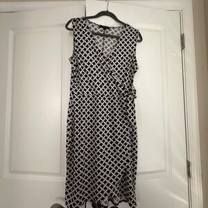 Banana Republic Black & White Sleeveless Wrap-Style Midi Dress